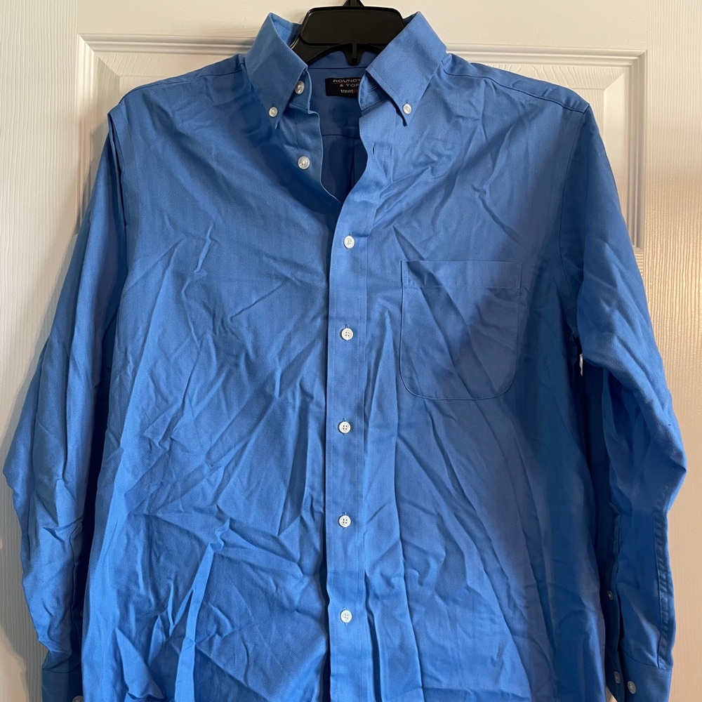 Blue Roundtree & Yorke dress shirt